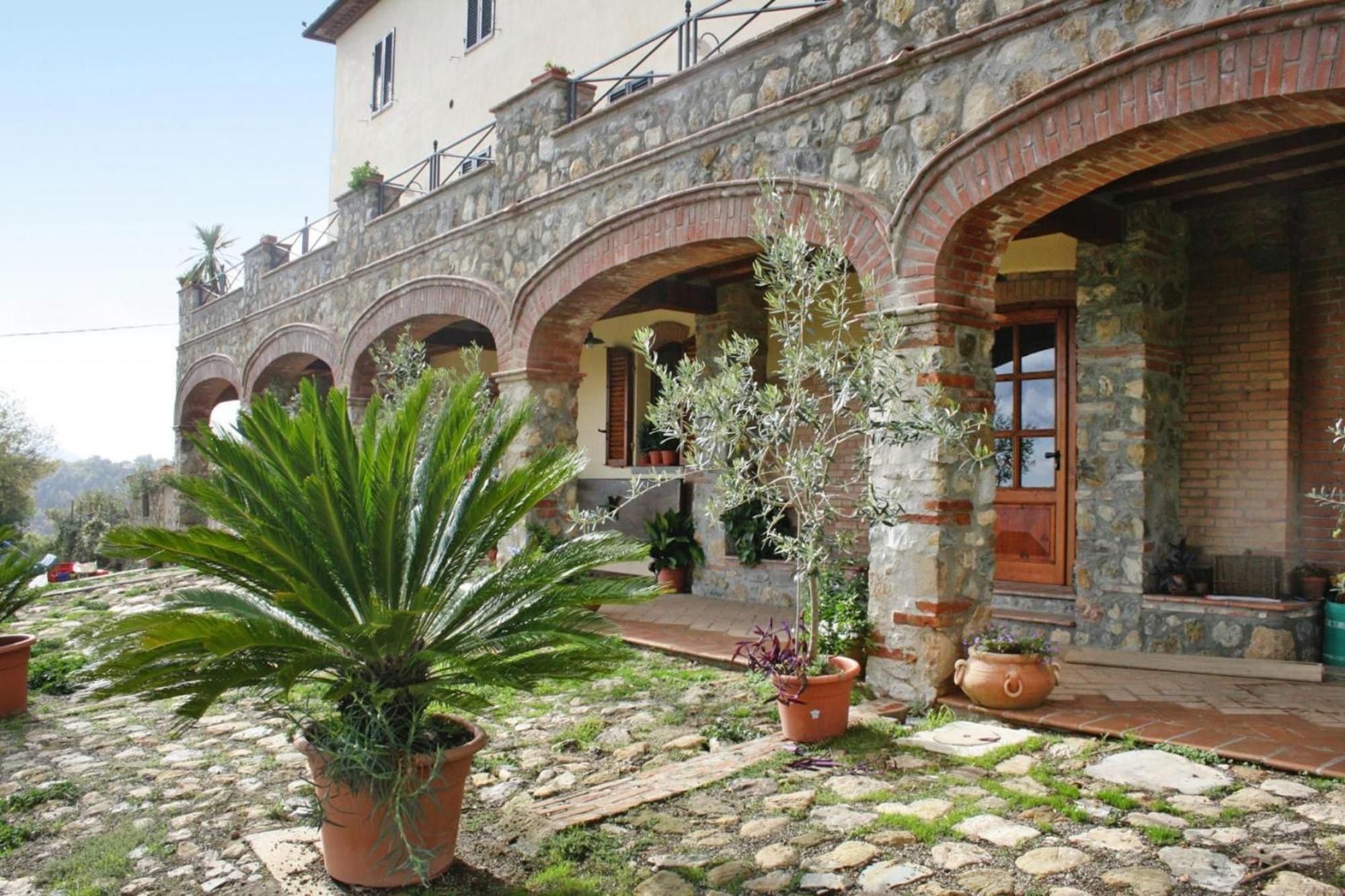 Apartment In Chiusdino With Terrace エクステリア 写真